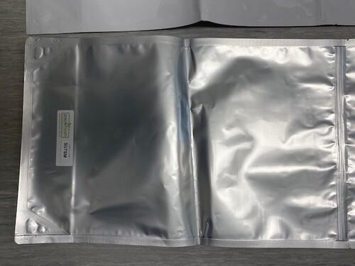 Stand Up Pouch With Zipper 3kg 300x500mm SILVER MATT - Pack Fresh